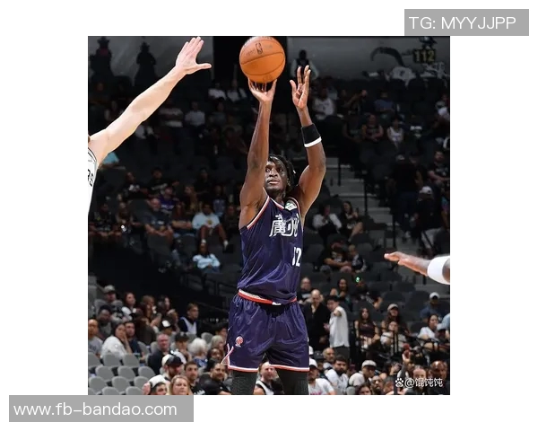 媒体人建议奥拉迪波若未找到新工作可考虑加盟CBA提升状态